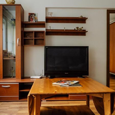Old Town Historic Apartment With Backyard Mini Park Bucharest Luaran gambar