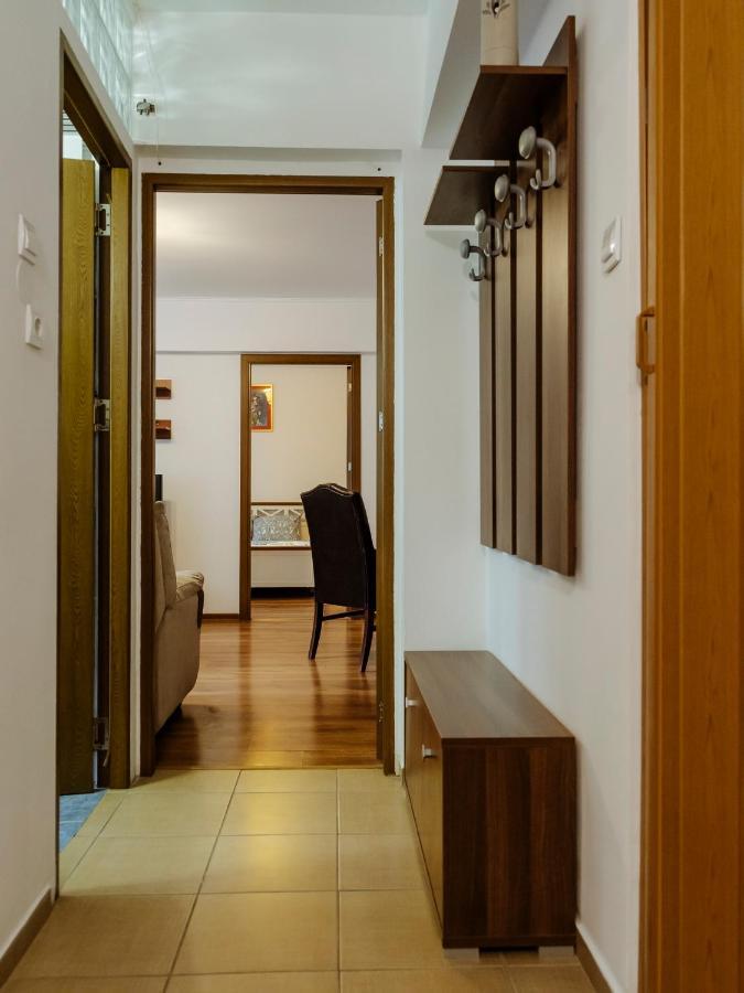 Old Town Historic Apartment With Backyard Mini Park Bucharest Luaran gambar